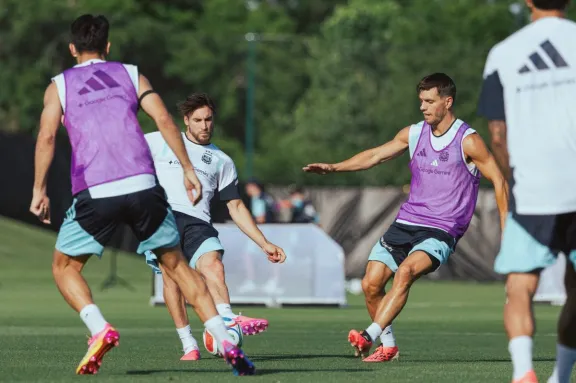 Preocupan Nicolás Tagliafico y Nico González