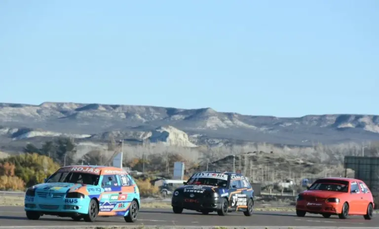Pruebas libres en el autódromo General San Martín