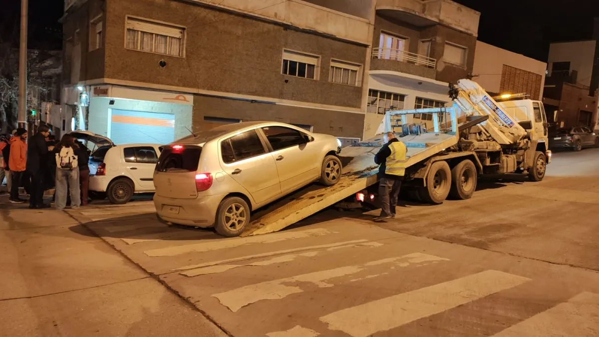 Un motociclista resultó herido tras impactar en una colisión triple