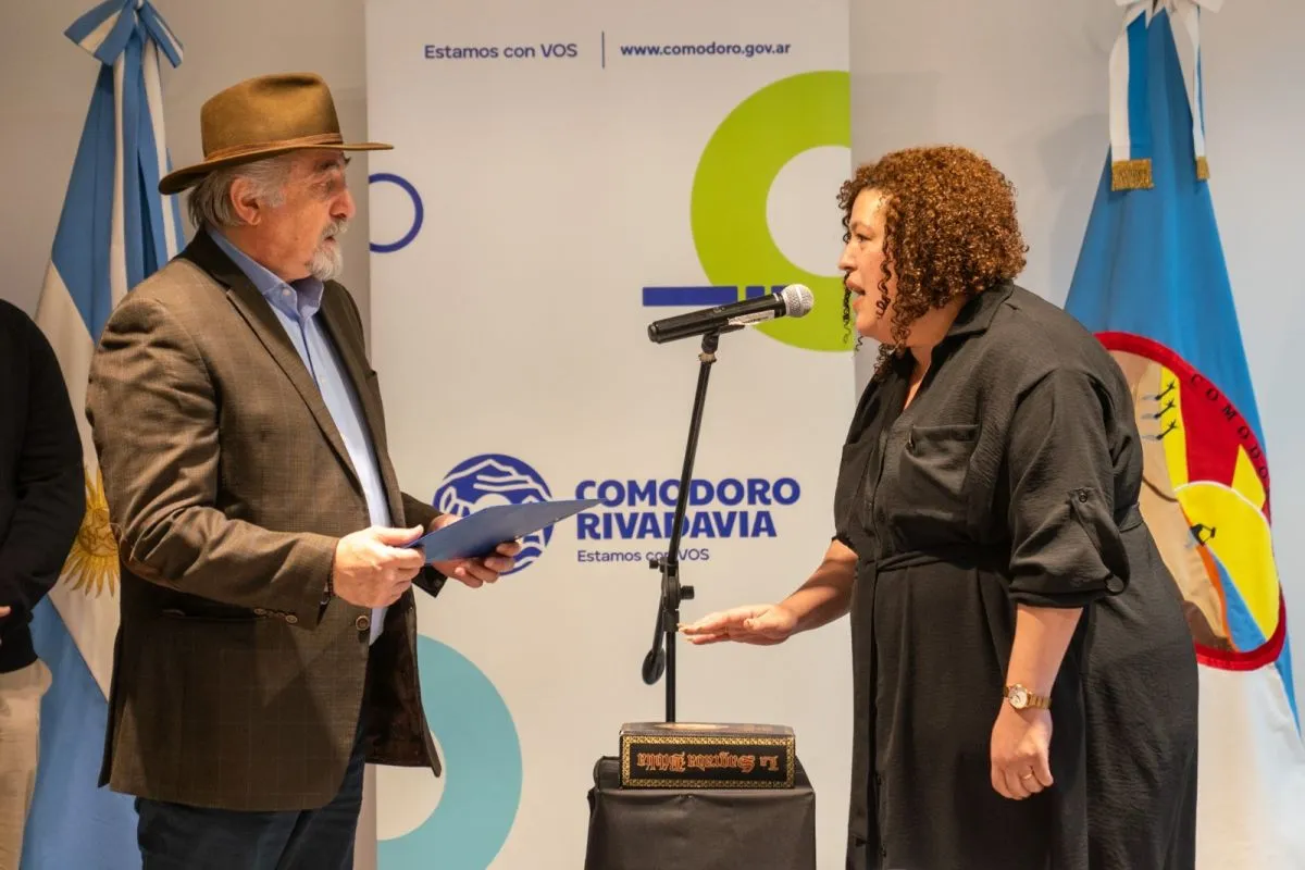 Cambios en el Gabinete Municipal: Tomaron juramento las nuevas funcionarias Jordana Mrla y Cintia Juárez