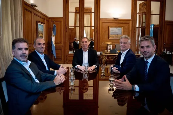 El PRO y la Libertad Avanza sellan pacto de reuniones quincenales pensando en 2027