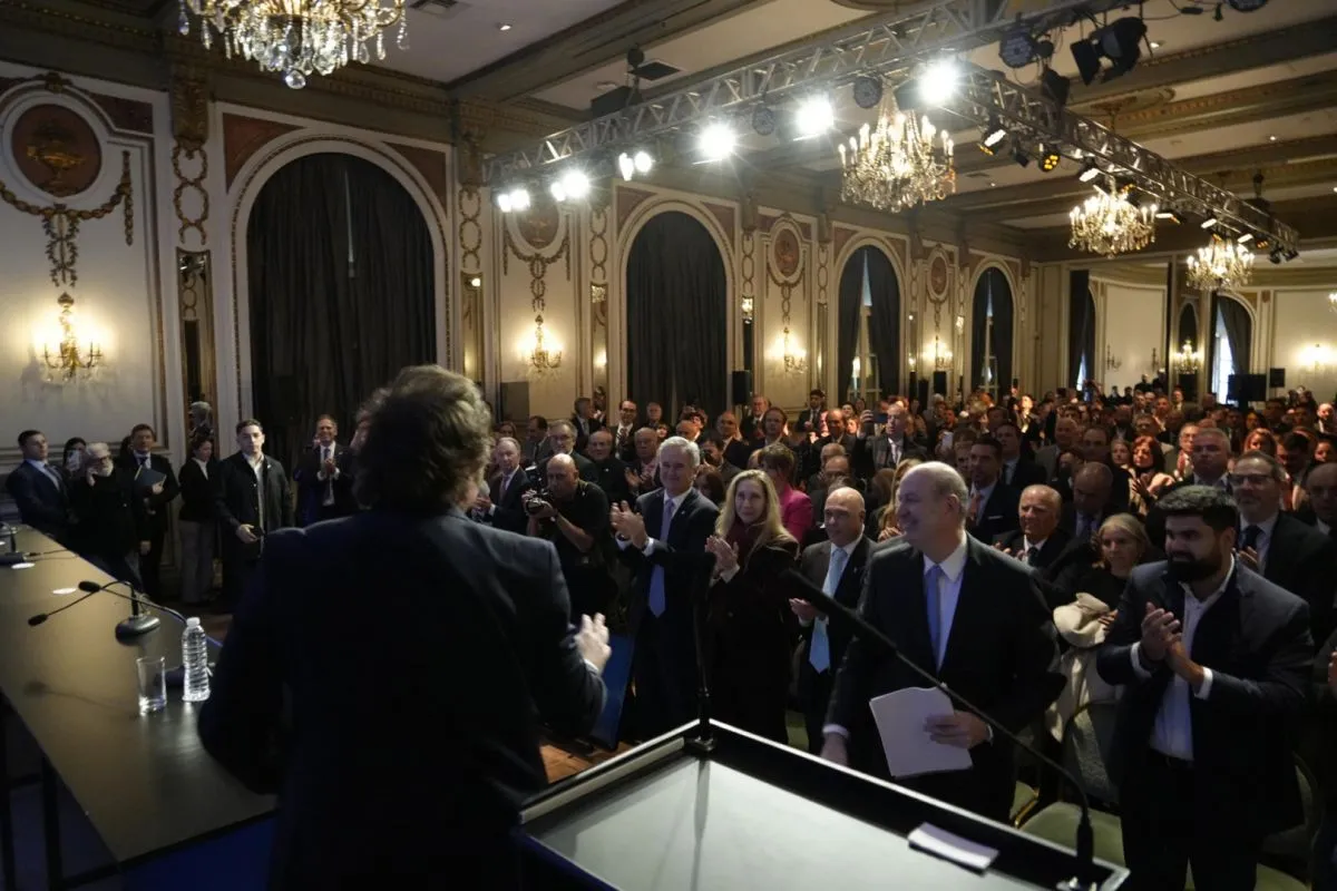 Milei defendió su programa económico ante empresarios y destacó la baja de la inflación en el Council of the Americas